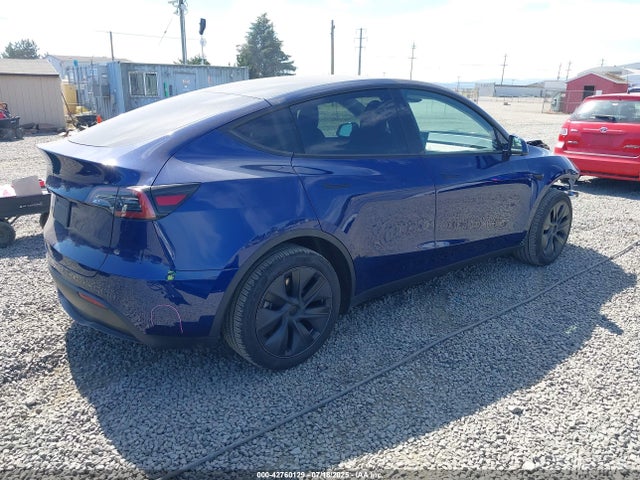 2024 TESLA MODEL Y 7SAYGDED0RF159622 Photo 3