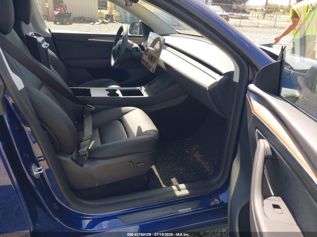 2024 TESLA MODEL Y 7SAYGDED0RF159622 Photo 4