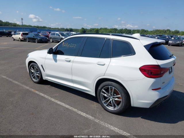 2018 BMW X3 5UXTS3C59J0Z02209 Photo 2