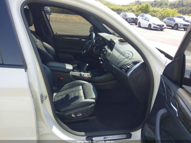 2018 BMW X3 5UXTS3C59J0Z02209 Photo 4