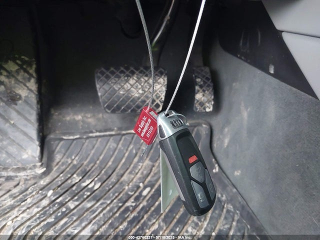 2019 AUDI A4 WAUFNAF42KA028419 Photo 10