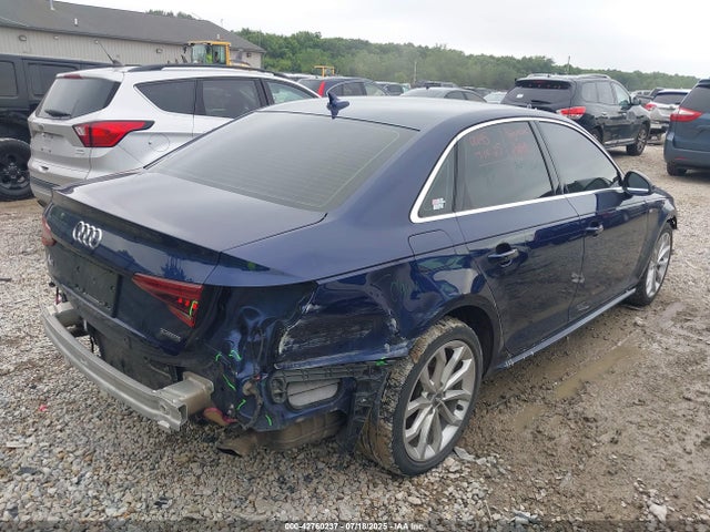 2019 AUDI A4 WAUFNAF42KA028419 Photo 3