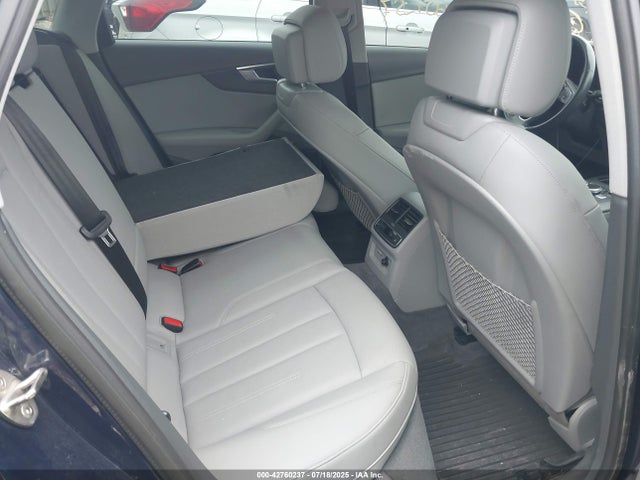 2019 AUDI A4 WAUFNAF42KA028419 Photo 7