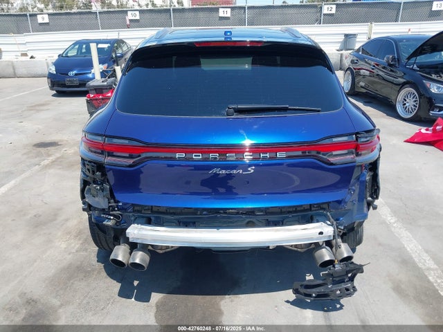 Porsche Macan 2023 WP1AG2A51PLB39602 Image 17