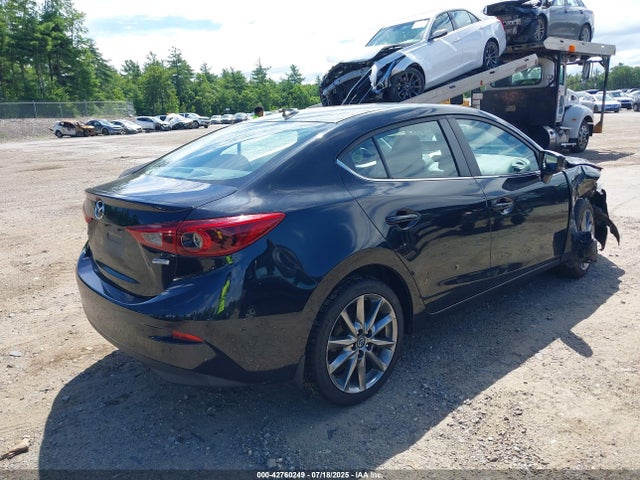 3MZBN1W33JM212369 Mazda py