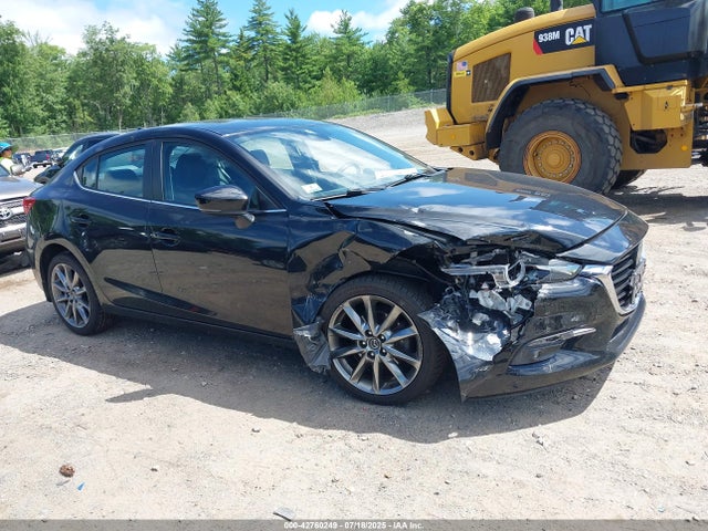 3MZBN1W33JM212369 Mazda py