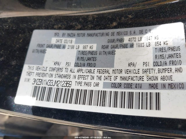 3MZBN1W33JM212369 Mazda py