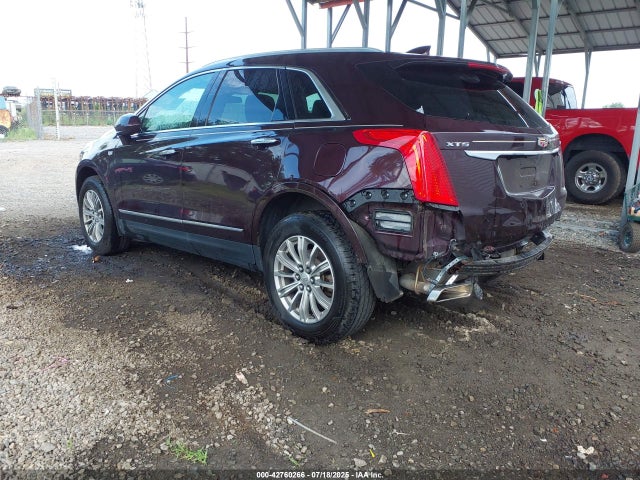 2017 CADILLAC XT5 1GYKNBRS2HZ225404 Photo 2