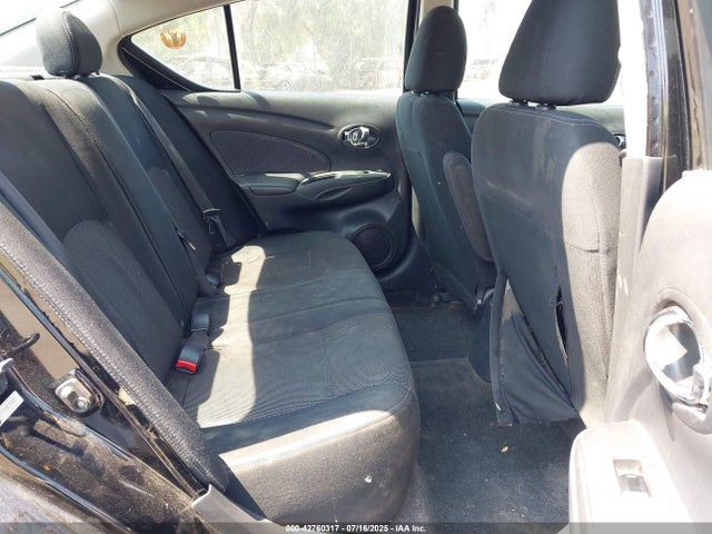 Nissan 2015 2015 3N1CN7AP4FL804402 Image 8