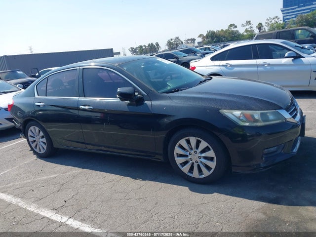 Honda k24w1 2014 1HGCR2F8XEA172518 Image 14