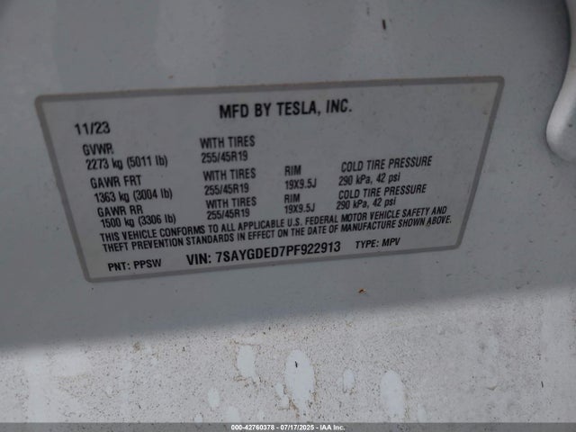 2023 TESLA MODEL Y 7SAYGDED7PF922913 Photo 8