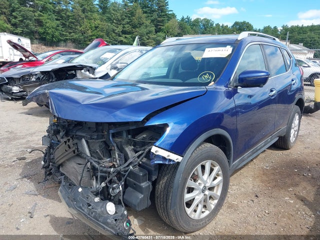 5N1AT2MV5HC880597 Nissan 2017