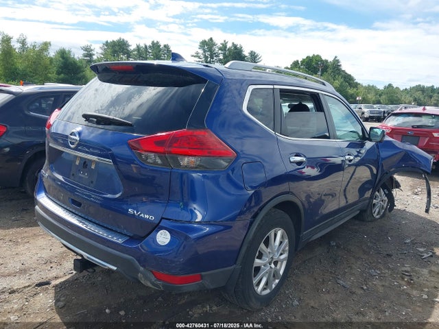 5N1AT2MV5HC880597 Nissan 2017