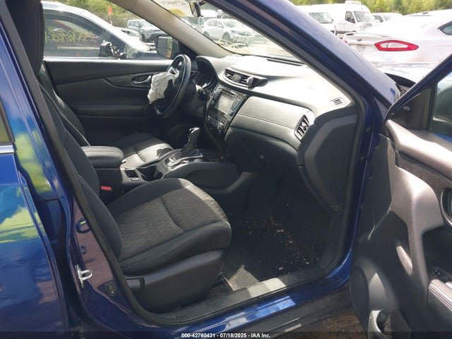 5N1AT2MV5HC880597 Nissan 2017