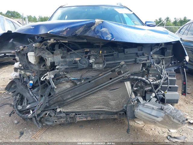 5N1AT2MV5HC880597 Nissan 2017