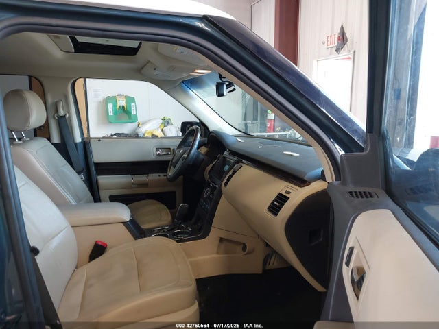 2FMGK5D88GBA00208 Ford 2016