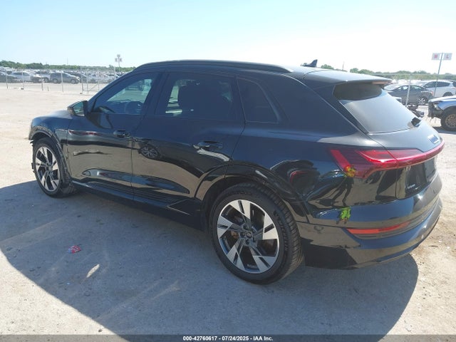 WA1AAAGE6NB006559 Audi 2022