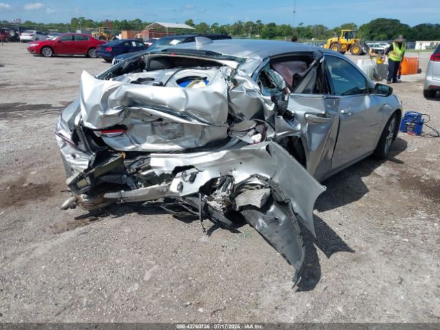 2019 CHEVROLET MALIBU 1G1ZD5ST8KF197301 Photo 3