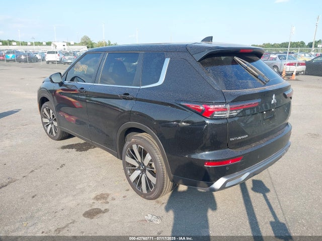 2025 MITSUBISHI OUTLANDER JA4J4VA8XSZ015592 Photo 2