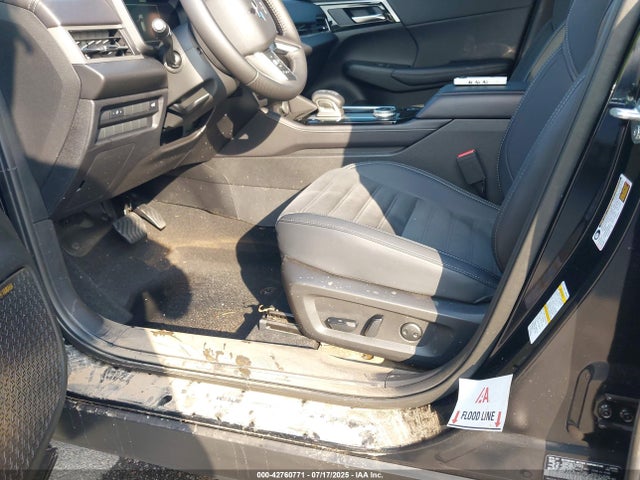 2025 MITSUBISHI OUTLANDER JA4J4VA8XSZ015592 Photo 5