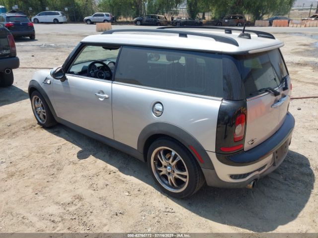 2010 MINI COOPER S CLUBMAN WMWMM3C57ATZ33101 Photo 2