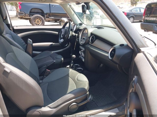 2010 MINI COOPER S CLUBMAN WMWMM3C57ATZ33101 Photo 4