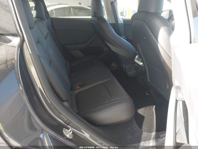 2024 TESLA MODEL Y 7SAYGDEE7RF153633 Photo 7