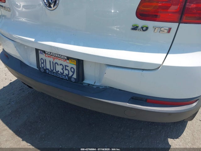 WVGAV7AX0FW608144 Volkswagen 2015