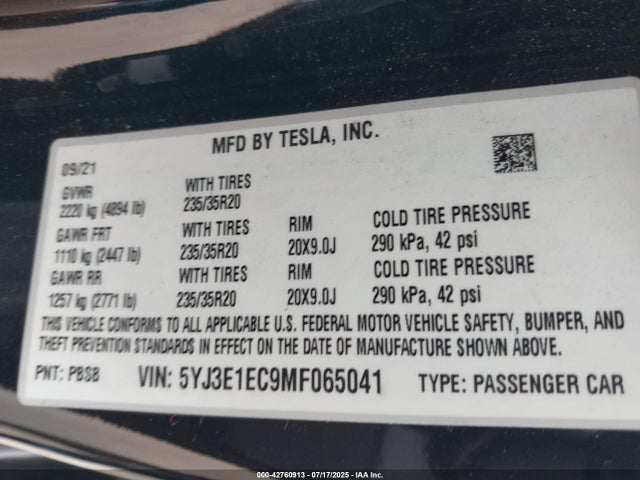 5YJ3E1EC9MF065041 Tesla 2021