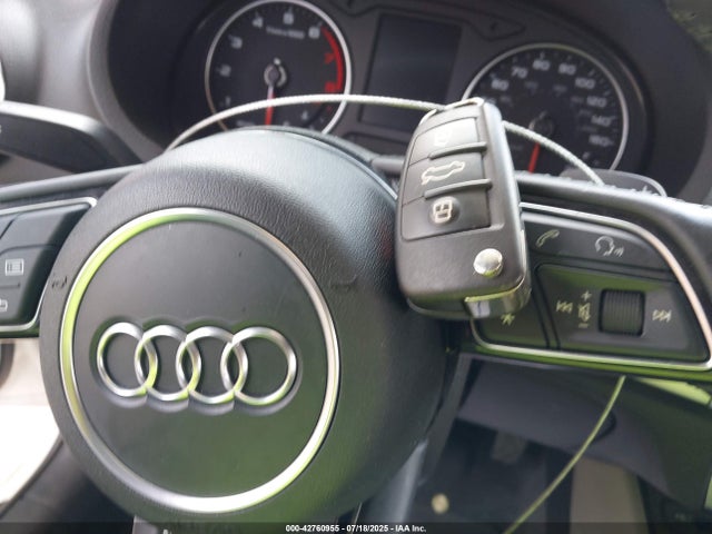 2018 AUDI A3 WAUAUGFF5J1021142 Photo 10