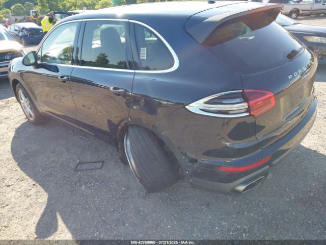 2016 PORSCHE CAYENNE WP1AA2A28GLA03748 Photo 2