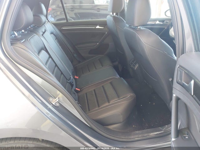 WVWVF7AU7JW204484 Volkswagen 2018