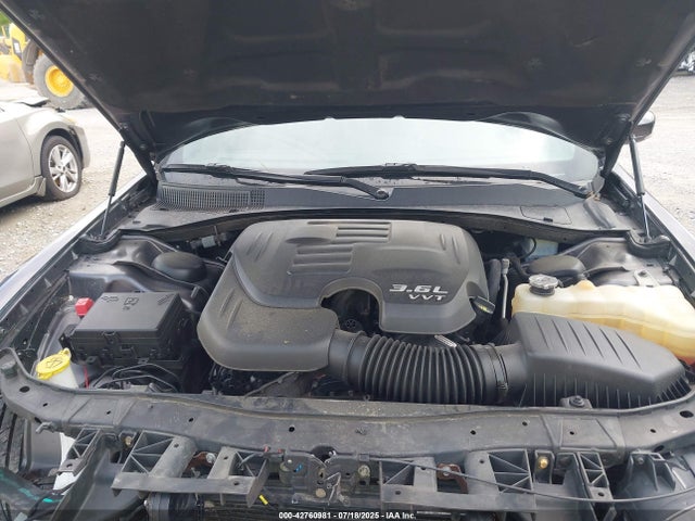 2C3CCABG4MH585563 Chrysler 2021