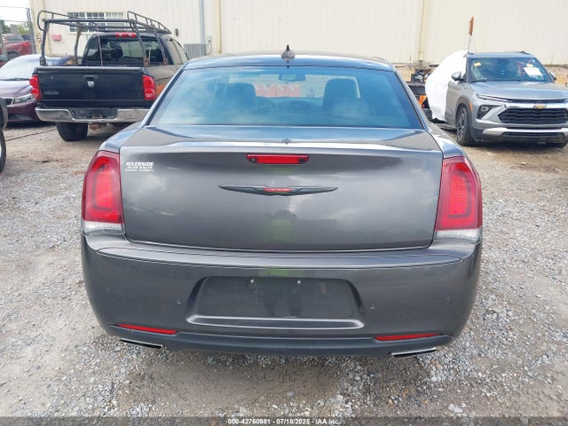 2C3CCABG4MH585563 Chrysler 2021