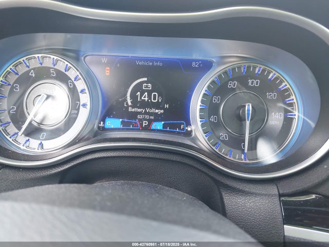 2C3CCABG4MH585563 Chrysler 2021