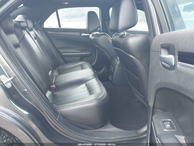 2C3CCABG4MH585563 Chrysler 2021