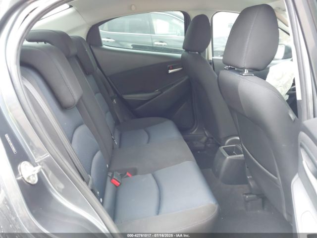 2019 TOYOTA YARIS 3MYDLBYV8KY519974 Photo 7