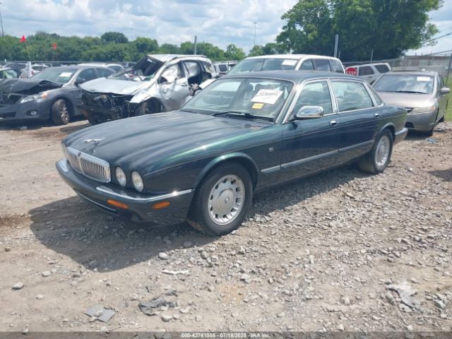 1999 JAGUAR XJ8 SAJKD6048XC869099 Photo 1