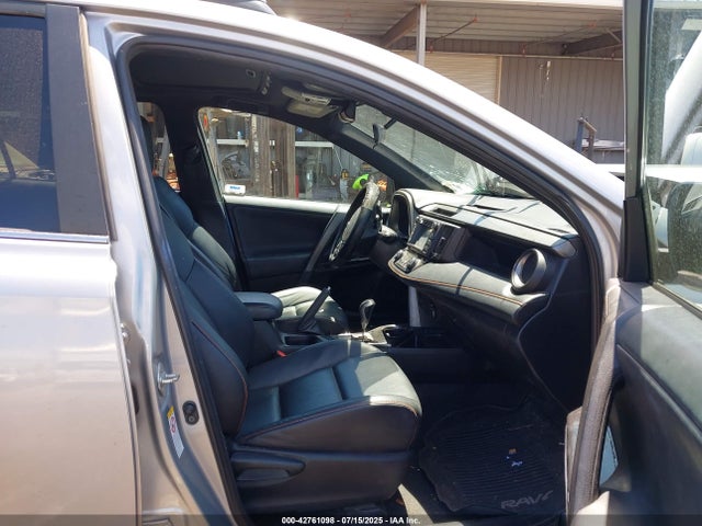 Продаж на аукціоні авто 2016 Toyota Rav4 Se, vin: 2T3JFREV8GW415732, номер лоту: 42761098