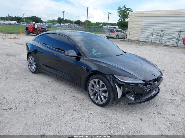 2024 TESLA MODEL 3 5YJ3E1EA0RF749840 Photo 0