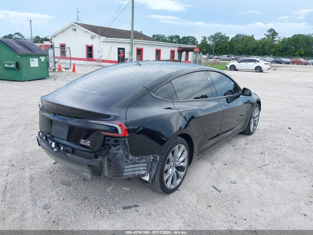 2024 TESLA MODEL 3 5YJ3E1EA0RF749840 Photo 3