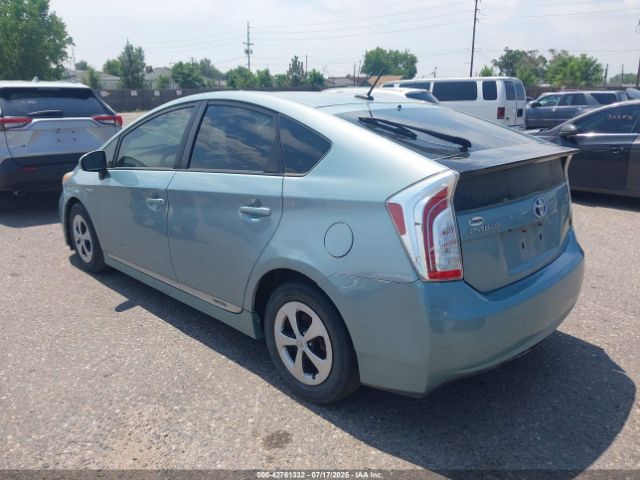 2014 TOYOTA PRIUS JTDKN3DU4E1838039 Photo 2