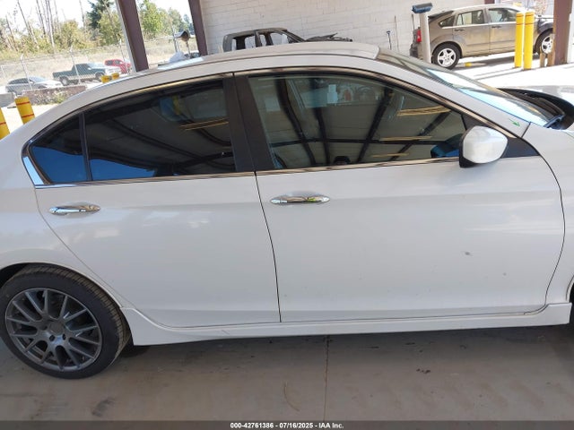 Honda k24w1 2017 1HGCR2F56HA220834 Image 14
