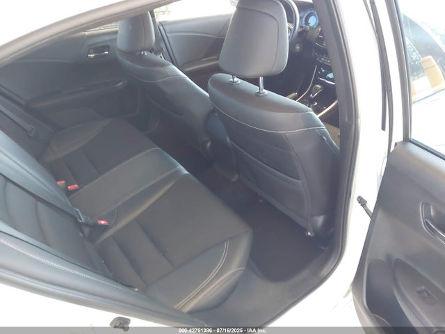 Honda k24w1 2017 1HGCR2F56HA220834 Image 8
