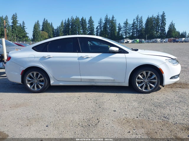 1C3CCCDG7FN556948 Chrysler 200