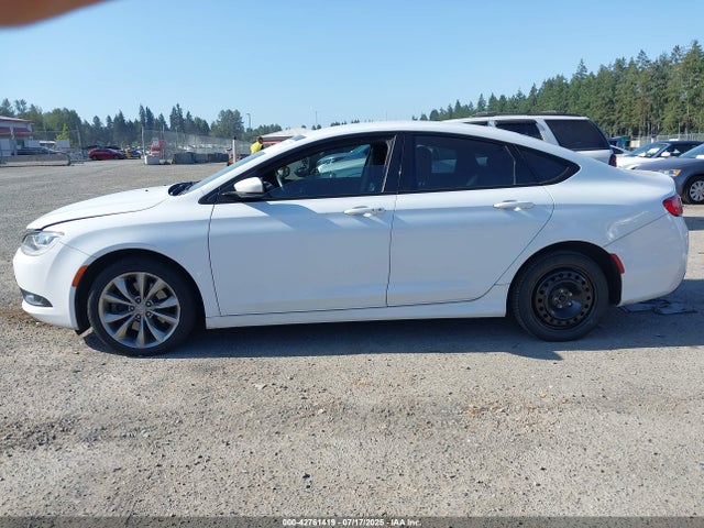 1C3CCCDG7FN556948 Chrysler 200