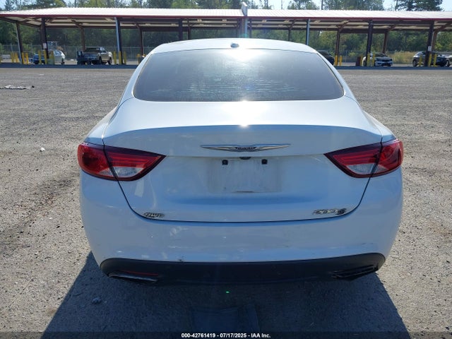 1C3CCCDG7FN556948 Chrysler 200