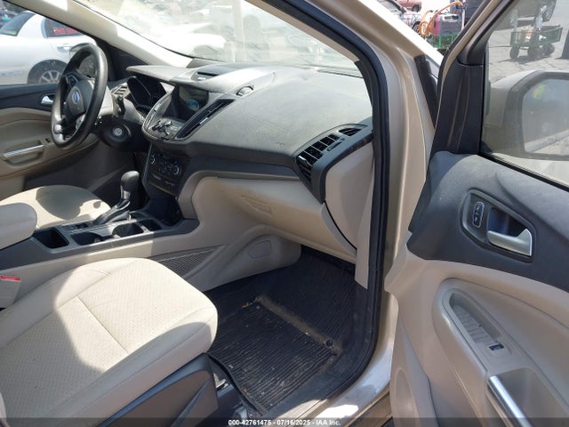 1FMCU0G95HUA82703 Ford 2017
