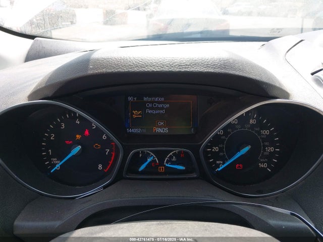 1FMCU0G95HUA82703 Ford 2017