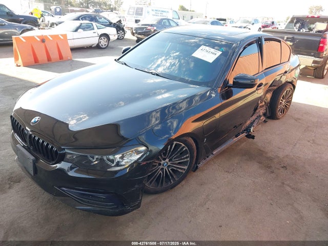 BMW 2018 2018 WBAJA9C56JB034122 Image 2